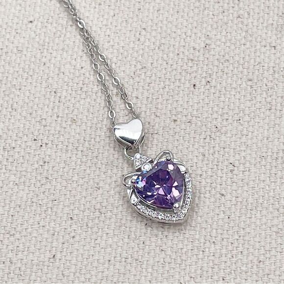 NEW STERLING SILVER | Amethyst Heart Pendant and Chain - Picture 3 of 3